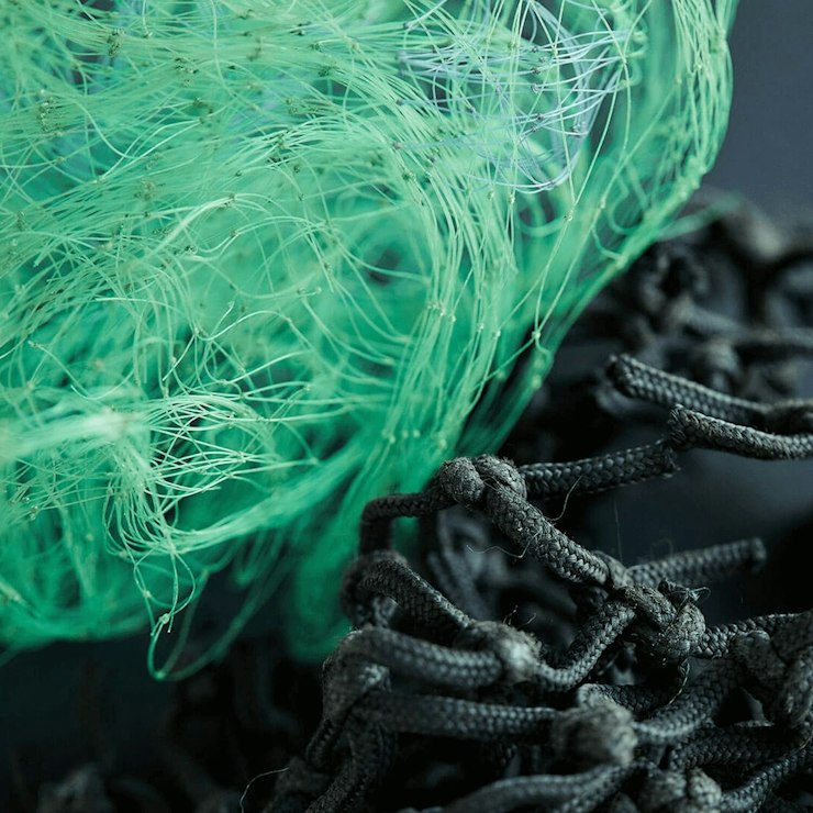Ein grünes und schwarzes Fischernetz