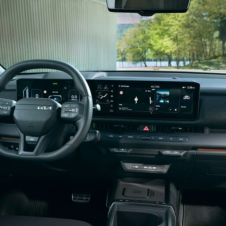 Kia Cockpit Panoramadisplay