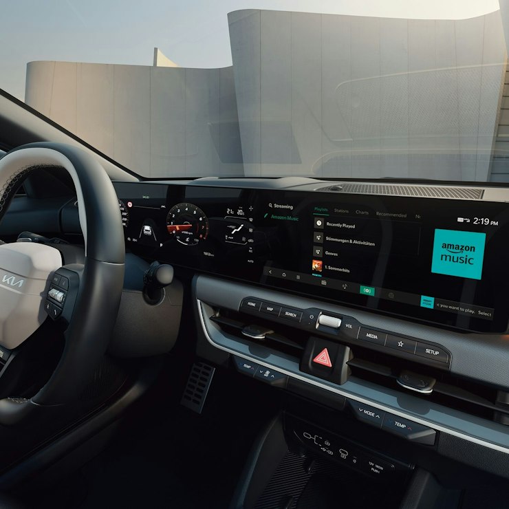 Cockpit des Kia K4