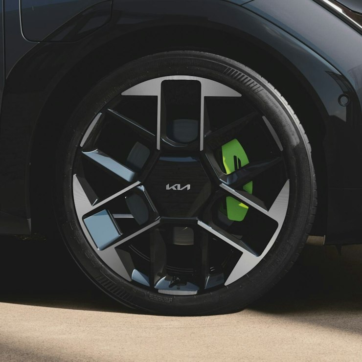 Reifen und Felgen des Kia EV4 GT