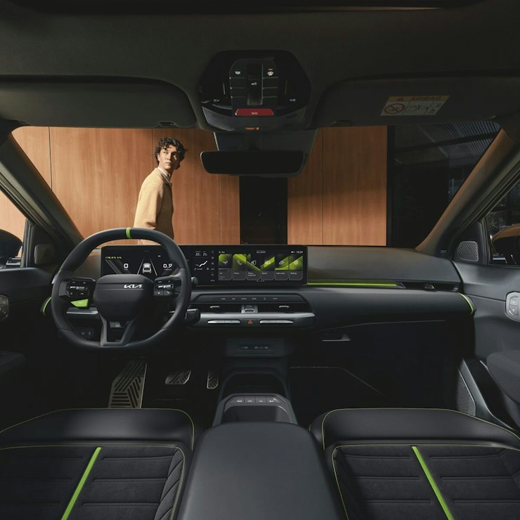 Cockpit des Kia EV4 GT