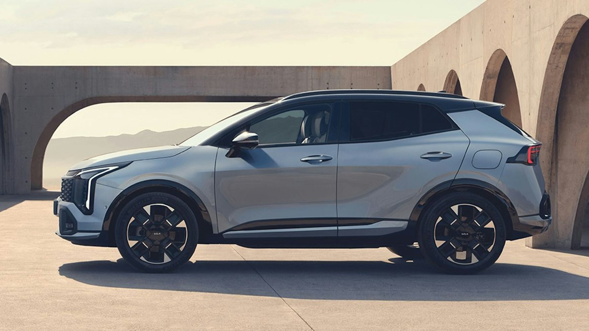 Vista laterale del nuovo Kia Sportage