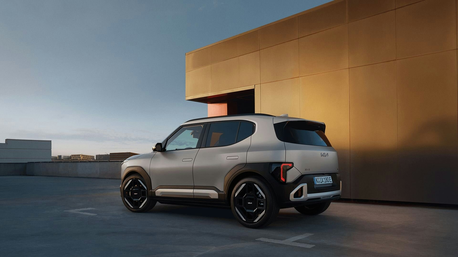 Seitliche Ansicht des Kia EV2
